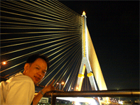 ล่องเรือ ดูบรรยากาศกินบุฟเฟต์ ถ่ายภาพด้วยกล้อง olympus E330 โรงแรม River City Bangkok มาดูได้ครับ